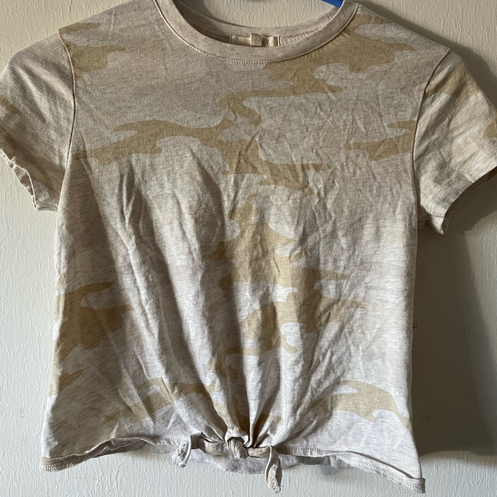 Z supply Light camo crop